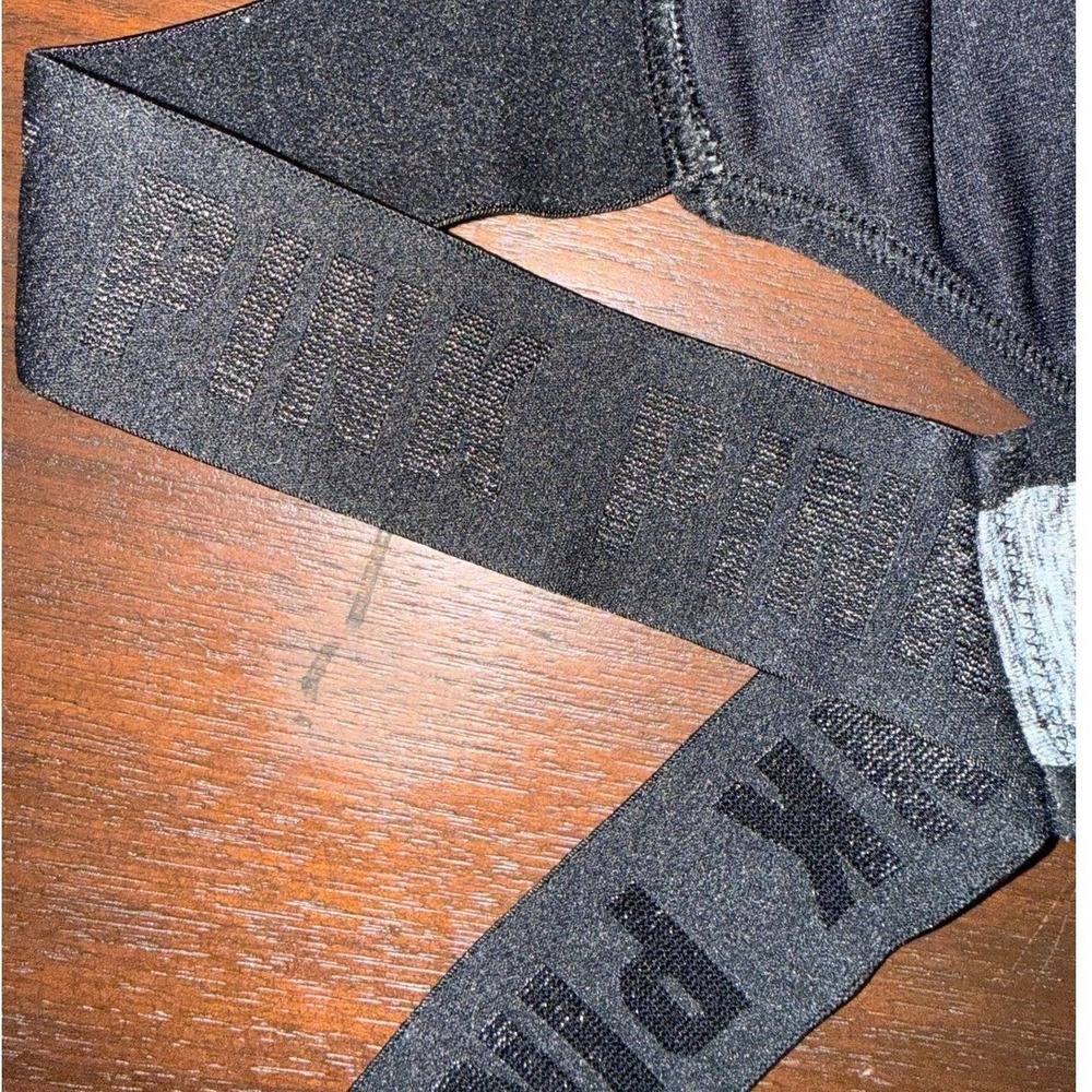 Victoria's Secret PINK Seamless Sports Bra Cropped Top Grey Black Size XS - Picture 3 of 6